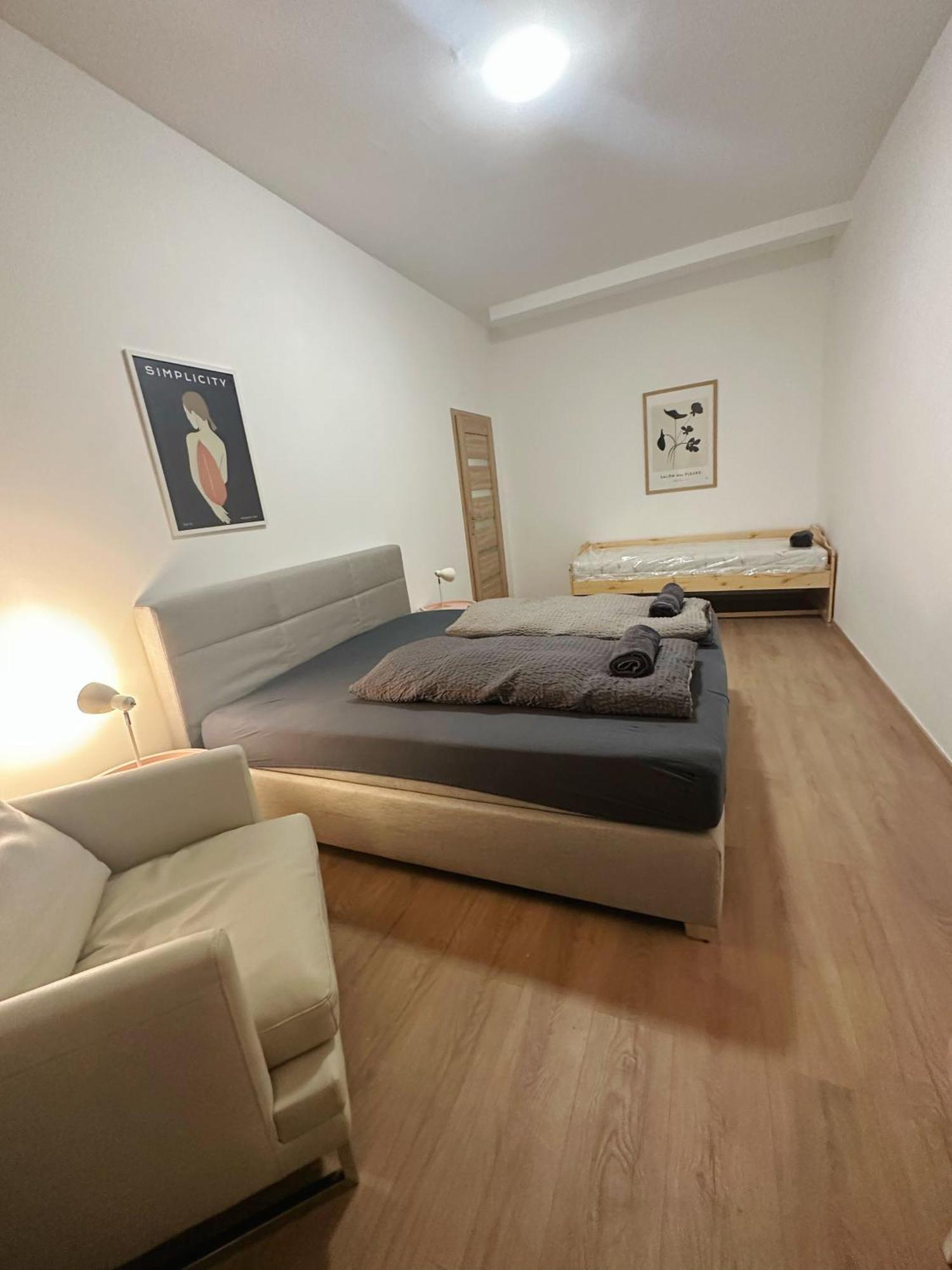 Appartement 2Schlafenzimmer 5Betten Montuerwhonung à Düsseldorf Extérieur photo