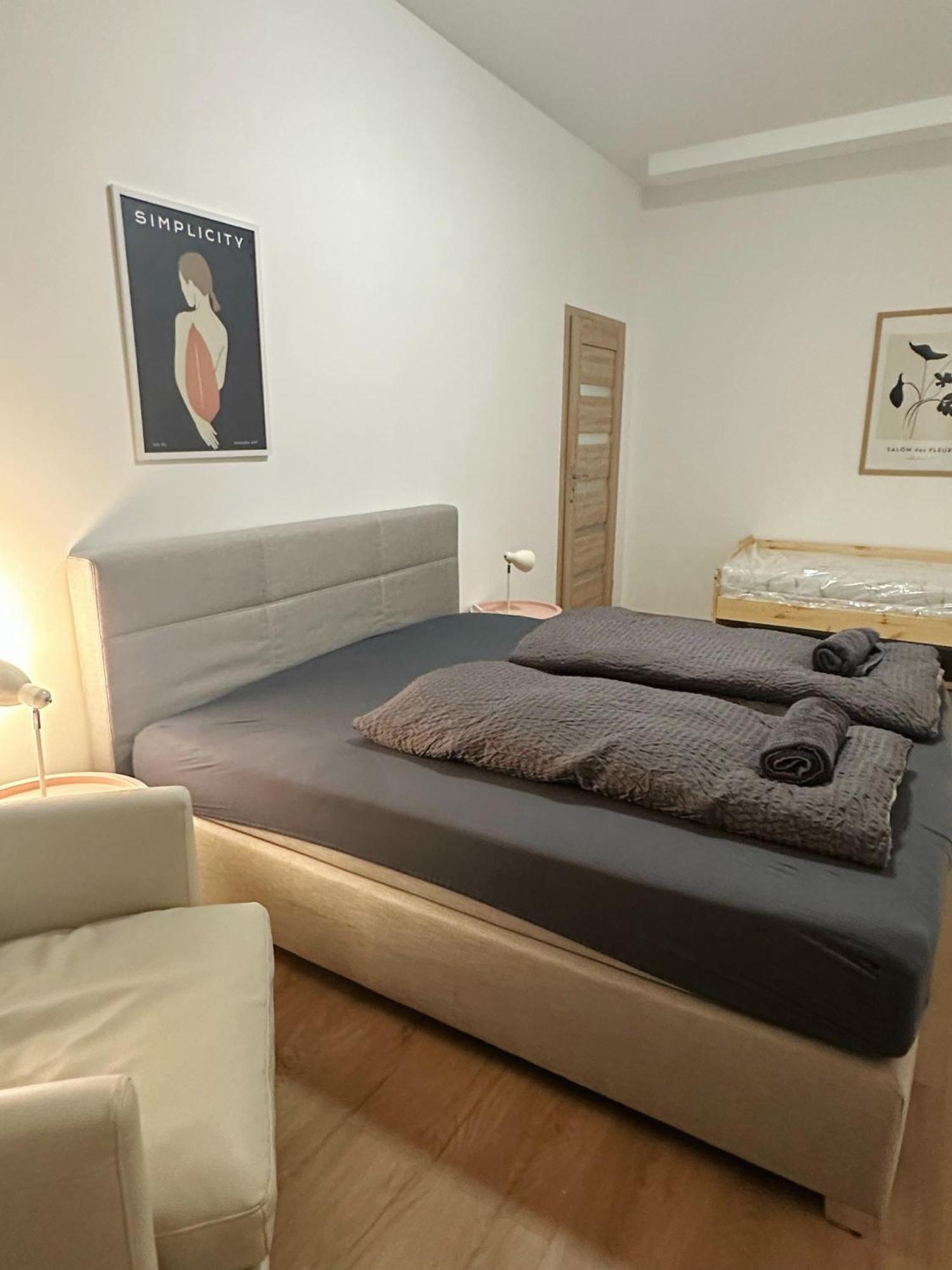 Appartement 2Schlafenzimmer 5Betten Montuerwhonung à Düsseldorf Extérieur photo